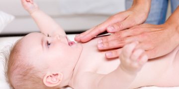 Hipotonia i hipertonia wpływają na rozwój dziecka. Sprawdź jak wygląda diagnostyka oraz skuteczna fizjoterapia oparta na metodzie NDT Bobath.